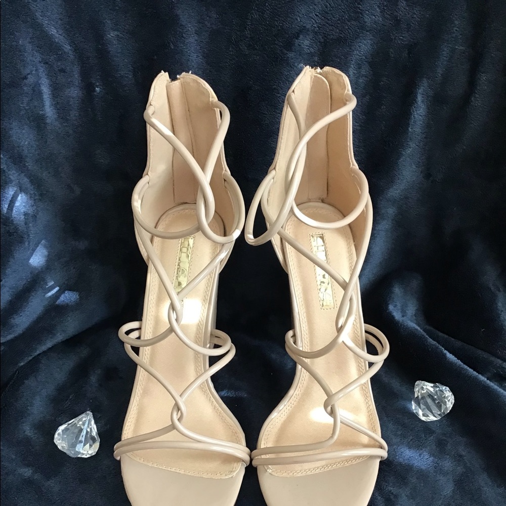 Liliana Tan Sandal Size 10
